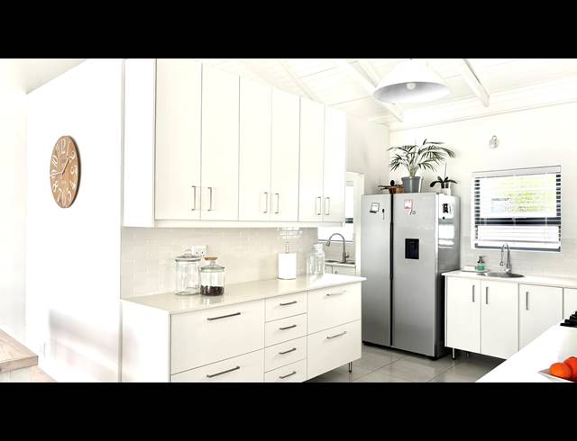3 BEDROOM HOUSE FOR SALE IN ATLANTIC SANDS PRIVATE ESTATE